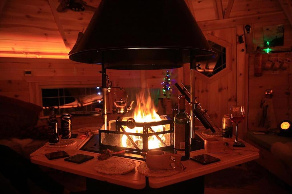 Beach House, With Bbq Lodge And Hot Tub! Борнмут Екстер'єр фото